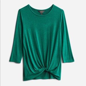 Market & Spruce NWT 3/4 sleeve front knot tee